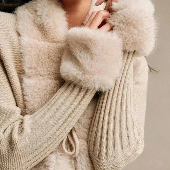 Khaki Casual Women's Elegant Faux Fur Knitted Cardigan Sweater - Picture 2 of 8